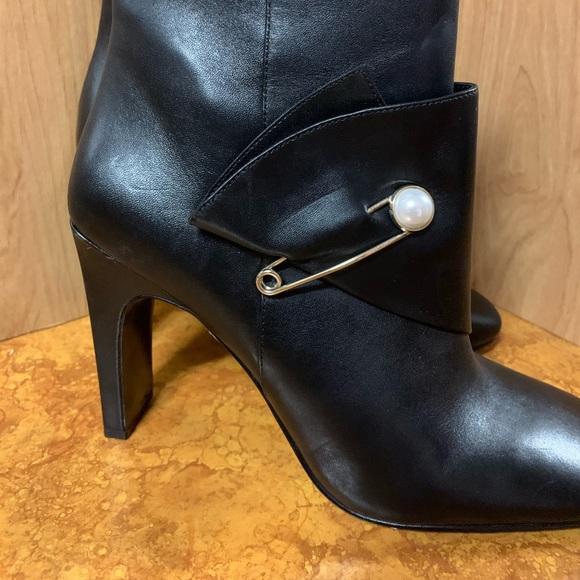 Quitit Black Leather Nine West - Picture 3 of 16